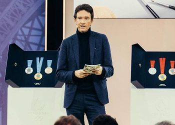 Antoine Arnault da un paso decisivo en la sucesión de LVMH