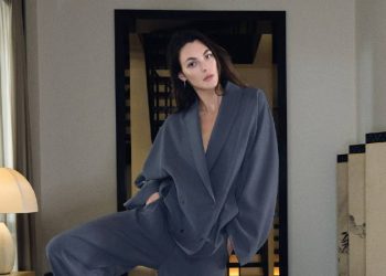 Armani en casa: la primavera/verano 2026 celebra el legado creado