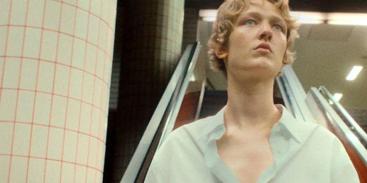 Bellotti reimagina Jil Sander: un hogar que sale a explorar