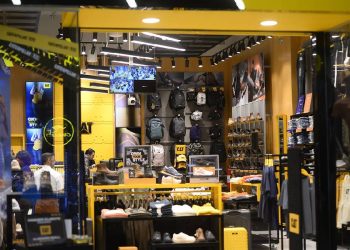 CAT inaugura segunda tienda en Panamá