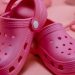 Crocs: pérdidas en 2025 pese a cierre positivo de temporada
