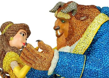 Disney y Swarovski celebran 35 años de La Bella y la Bestia