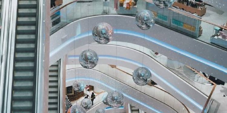 El resurgir del retail en España: Análisis de inversión 2025