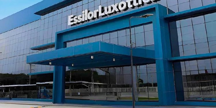 EssilorLuxottica: doble dígito en ventas y récord de beneficios