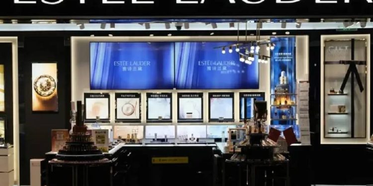 Estée Lauder devuelve la rentabilidad tras superar pérdidas