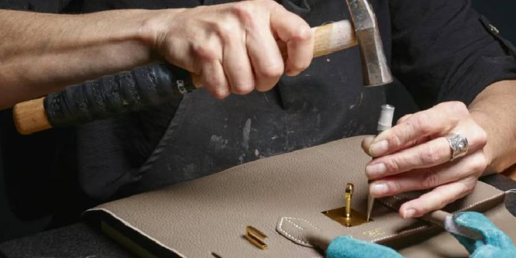 Hermès impulsa su producción en Normandía con un nuevo taller