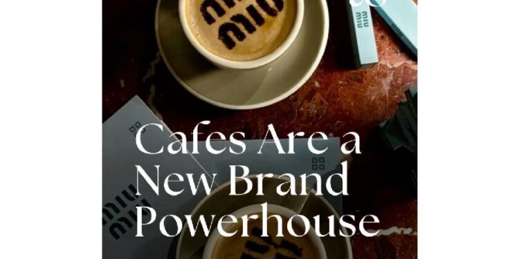 Más que ropa: El ritual del café revoluciona las tiendas