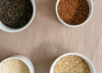 Alianza estratégica entre banco y arroceros impulsa certificación ambiental del cultivo en Uruguay