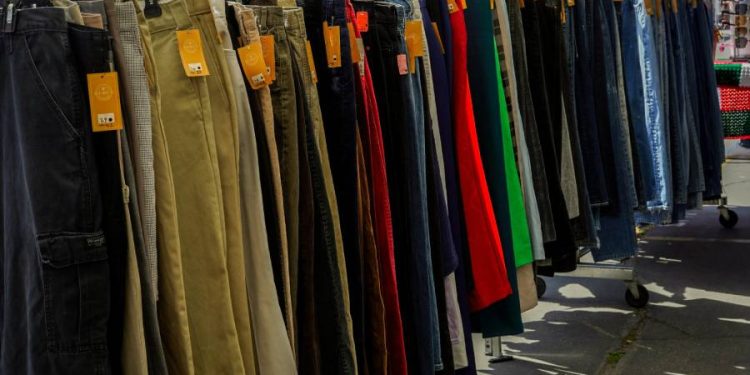 La venta ilegal callejera en Buenos Aires: Análisis de un descenso significativo