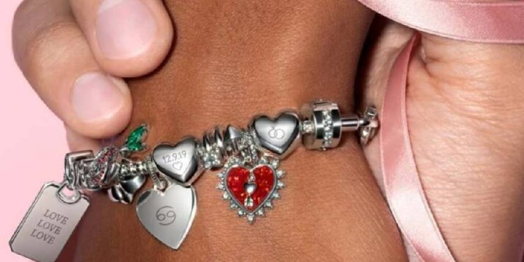 Pandora abre la puerta al amor personalizado: Unlock Love 2026