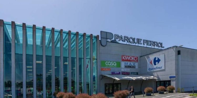 Redevco sacude el mercado: Megacompra de parques comerciales en España