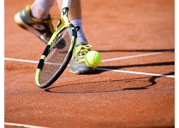 TENIS