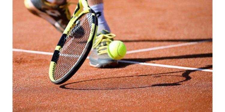 TENIS