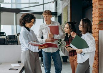 Upskilling y reskilling como eje de la comunicación estratégica en 2026