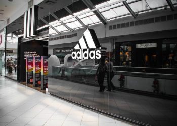 Adidas impulsa su año 2025 con récord de ventas