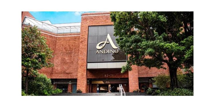 Michael Kors consolida su estilo icónico en el Centro comercial Andino