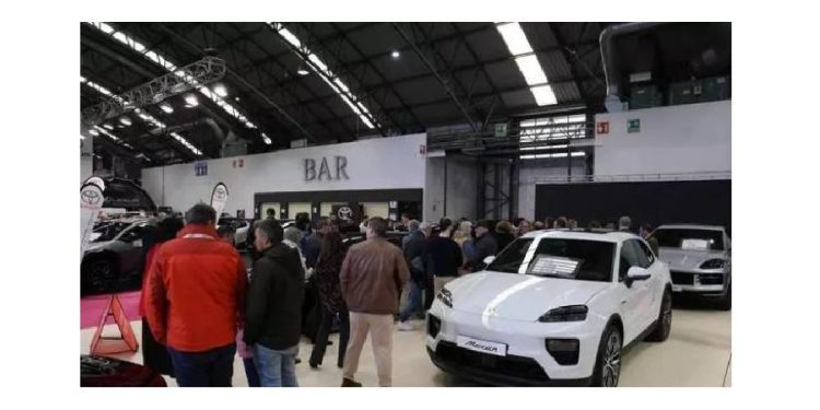 Salón del Automóvil de Vigo brilla con la concentración especial de Porsche