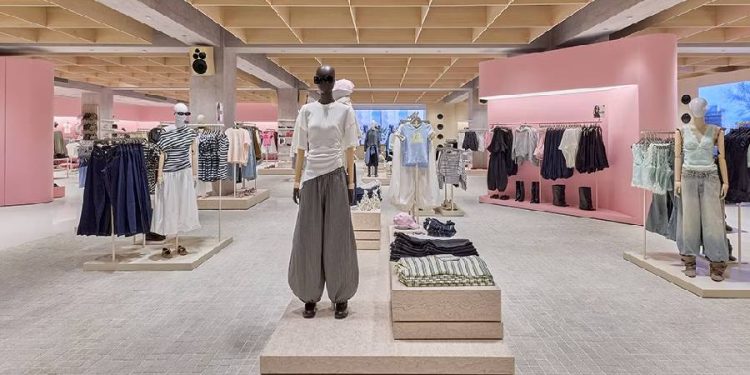 Bershka apuesta por Brasil
