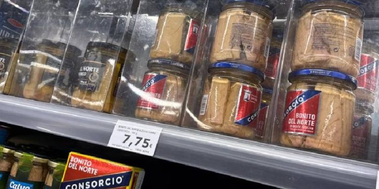 La paradoja del retail: ¿Protegemos el stock o al cliente?