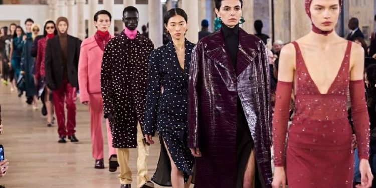 Lanvin reestructura su cúpula ejecutiva ante la salida de su director