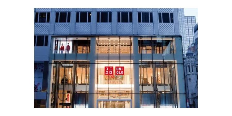 Uniqlo inaugura tres nuevas tiendas