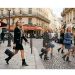Margot Robbie y Chanel: El viaje nostálgico de Kylie Minogue