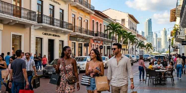 Resiliencia en el retail: La moda española crece un 3,8% en Abril
