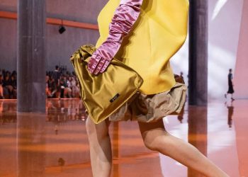 Prada Wish Bag: El nuevo objeto de deseo para la primavera