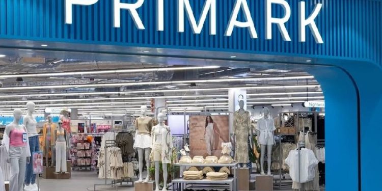 Primark acelera su expansión: 30 millones en Francia