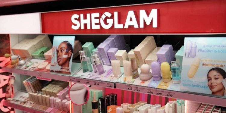 Sheglam conquista España: Del móvil a las tiendas físicas