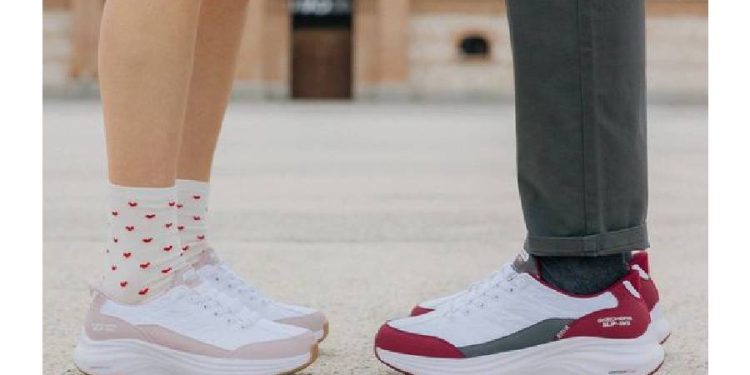 Skechers Mule: El calzado híbrido que arrasa entre modernas