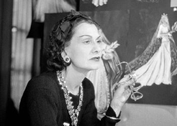 Chanel: El secreto de "merecer" tu belleza después de los 50