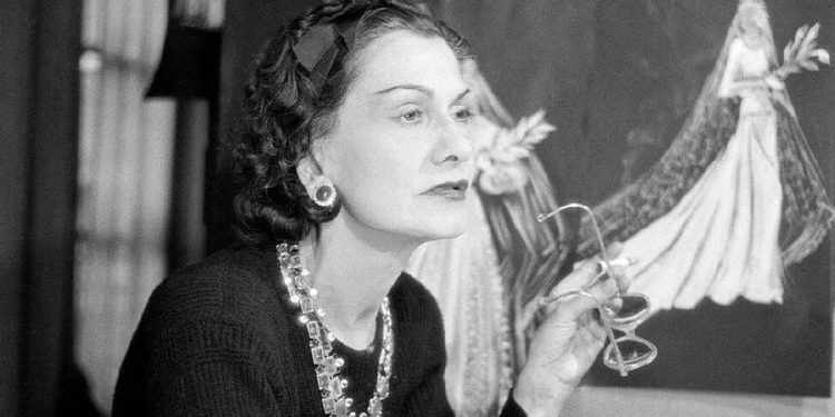 Chanel: El secreto de "merecer" tu belleza después de los 50