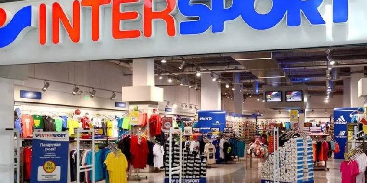 Adiós a Intersport: Cierre masivo de 120 tiendas en España