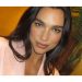 Dua Lipa y el "Office Siren": El look que redefine el éxito