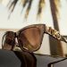 EssilorLuxottica brilla: Compra faro y domina el lujo óptico
