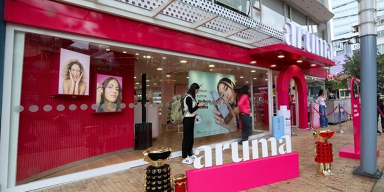 Converse en crisis, la caída de un ícono juvenil