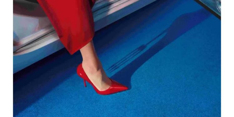 Miranda Priestly y Mercedes-Maybach: El nuevo icono del lujo