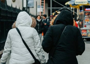 Moda en España 2025: Crecimiento mínimo y retos estructurales