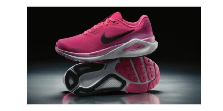 NIKE