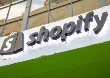 Shopify llega a millones de comercios en España
