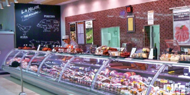 Supermercados rezagados, el desafío del huevo libre de jaula en Colombia