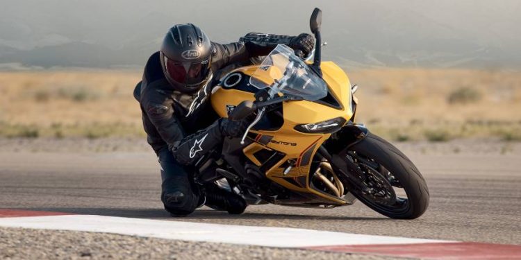Triumph Daytona 660 se actualiza con mayor deportividad y estilo en 2026