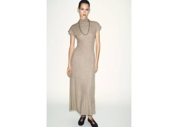 Zara: 5 vestidos largos que rejuvenecen a los 50, 60 y 70