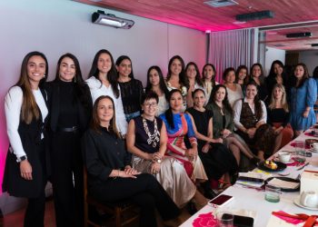 Mujeres que conectan y hacen negocio