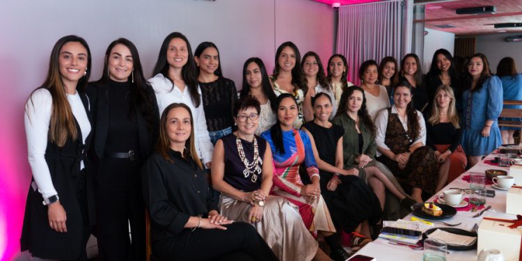 Mujeres que conectan y hacen negocio