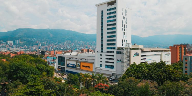 Los Molinos, 20 años moviendo el corazón comercial de Medellín