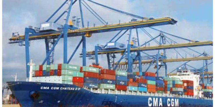 Colombia lidera la moda y manufactura: Auge exportador 2026