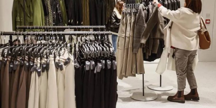 El Convenio que divide al textil: guerra sindical entre Inditex y Primark