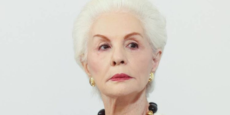 El pantalón que Carolina Herrera ama llega a Zara en lino